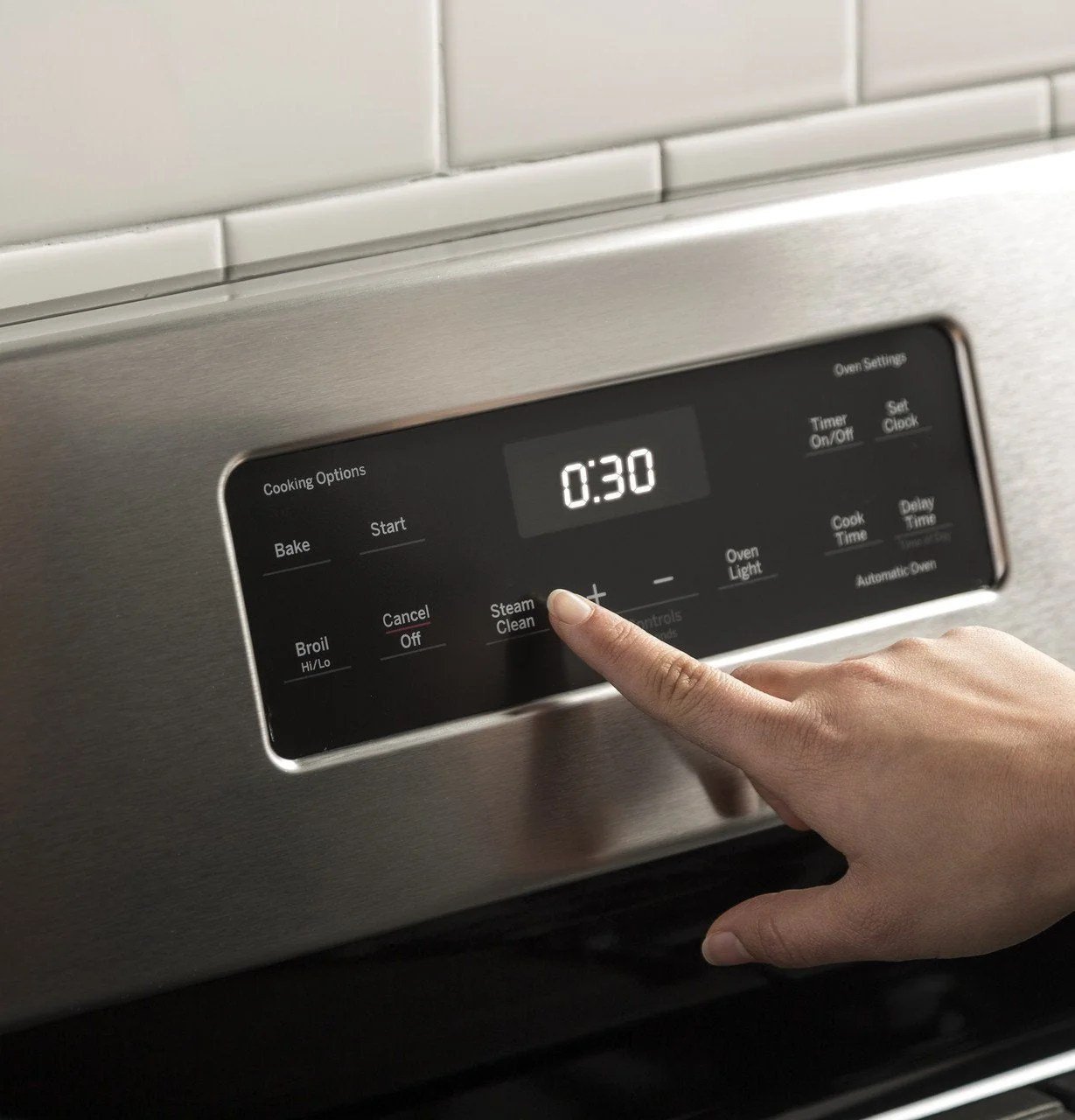 GE 30" Freestanding Gas Range - Image 16