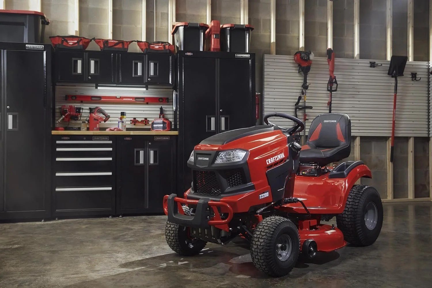 Craftsman T2200K 42-in 20 HP 725cc Hydrostatic Riding Mower - Image 7