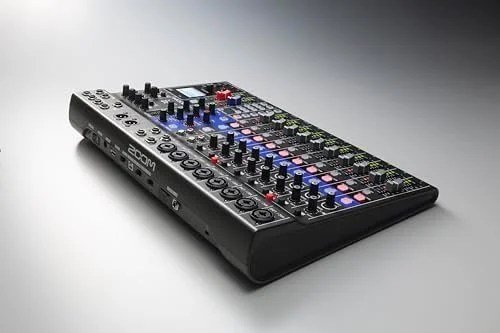 Zoom L-12 -Channel Mixer – Powered - Image 6