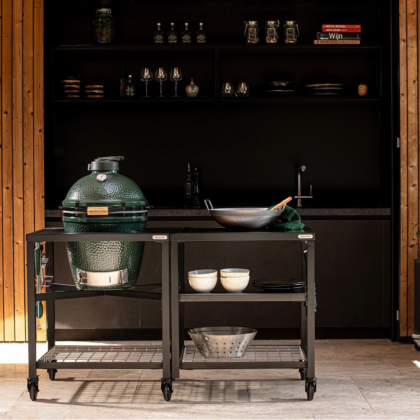 Big Green Egg Medium Ceramic Charcoal Grill - Image 2