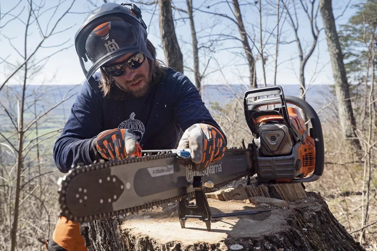 Husqvarna 592XP (93cc) Chainsaws - Image 6